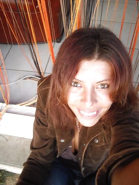 10P French Milf Laetitia's Face Pics