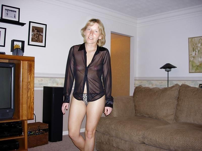 24P She forgot her bra 14.