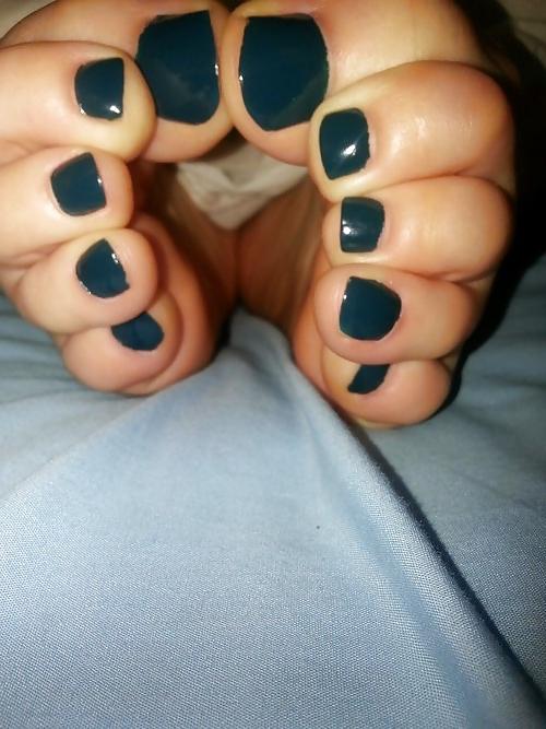 22P Pretty Latina Toes by XXXME