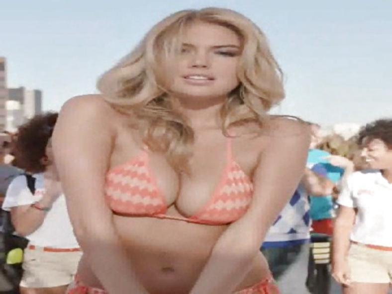 25P Kate Upton - Big Titty Tease