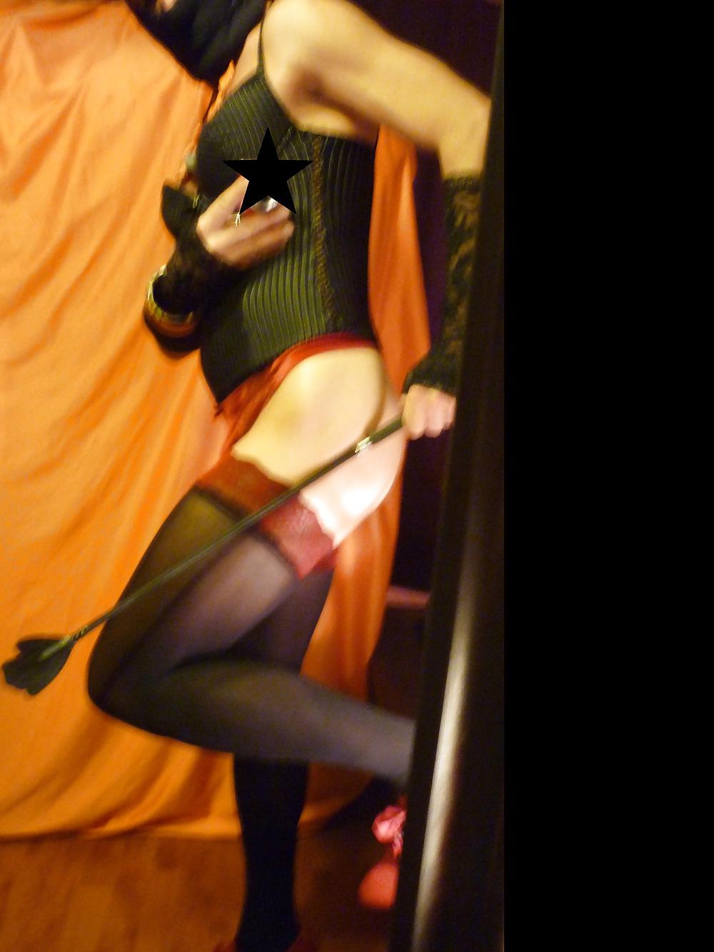 25P Cum on the mirror...