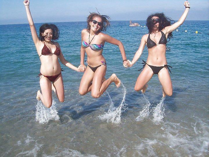 15P YOUNG BITCHES - FACEBOOK TEENS