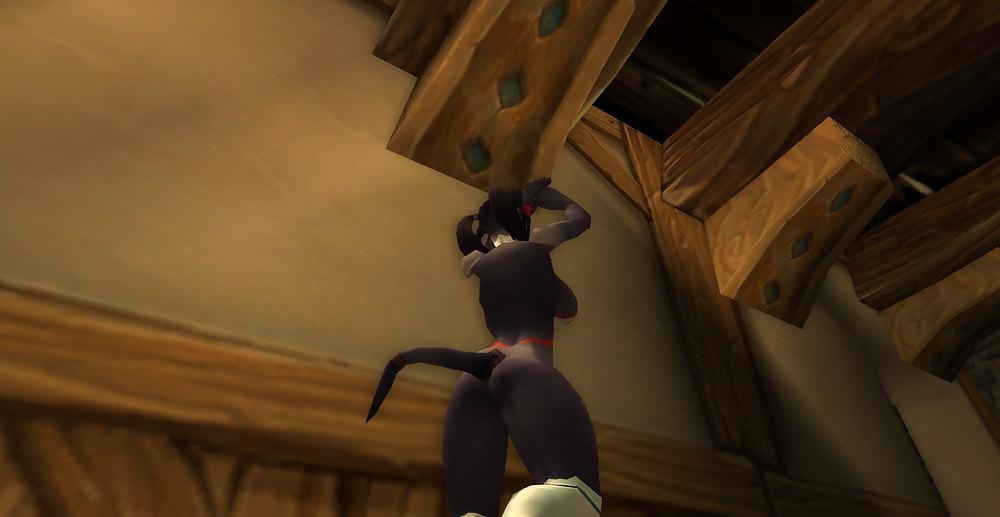 25P Draenei + Blood elf : Being pretty and fuckable.