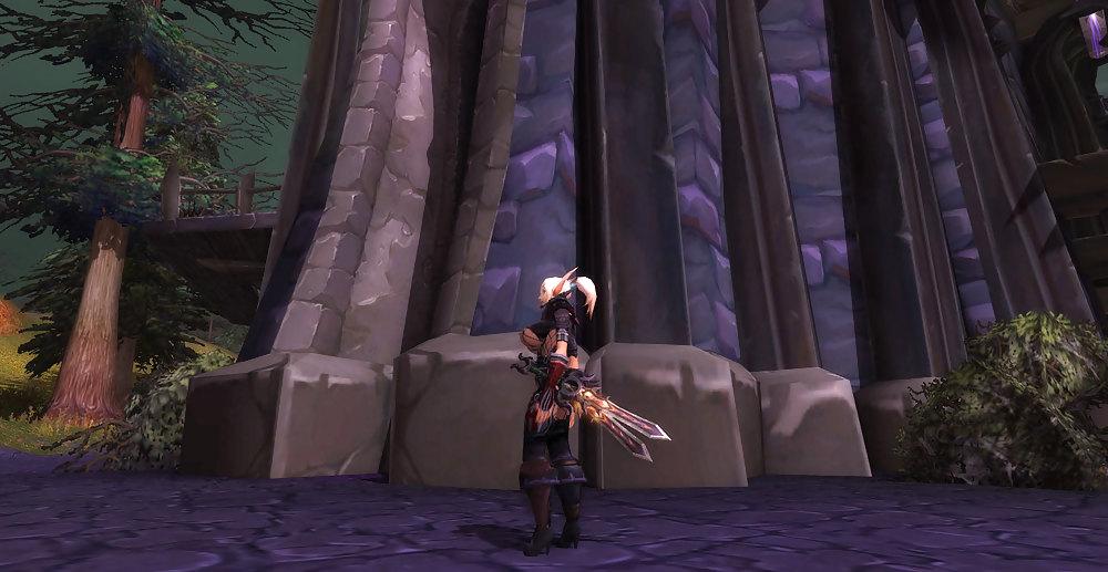 25P Draenei + Blood elf : Being pretty and fuckable.