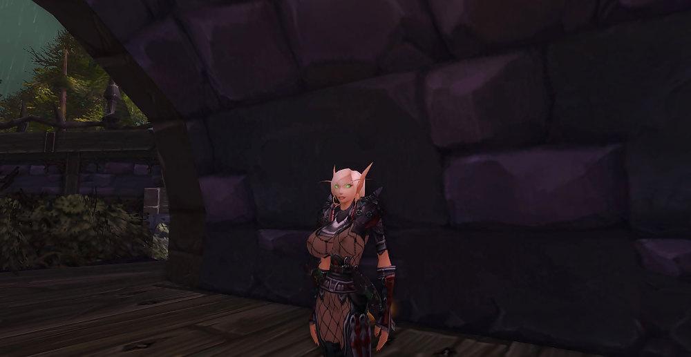 25P Draenei + Blood elf : Being pretty and fuckable.