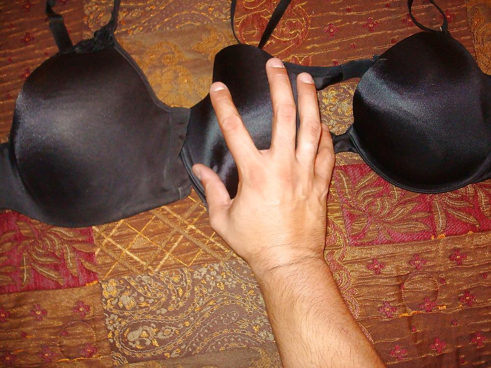 11P Wife & mother in laws bra (38D vs 44DD)