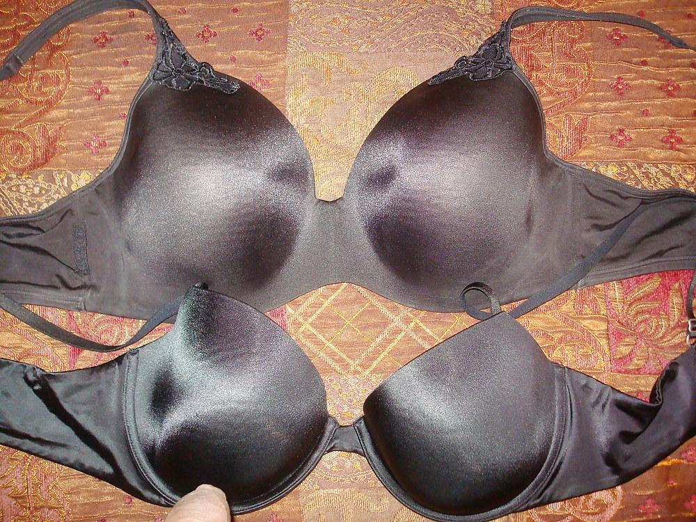 11P Wife & mother in laws bra (38D vs 44DD)