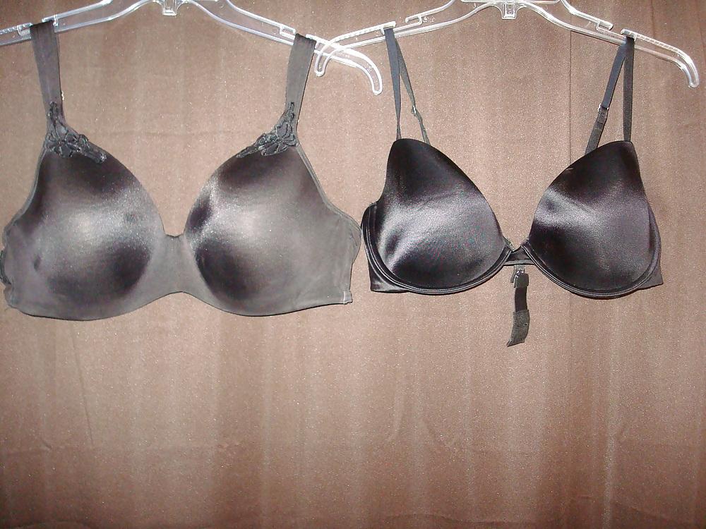 11P Wife & mother in laws bra (38D vs 44DD)
