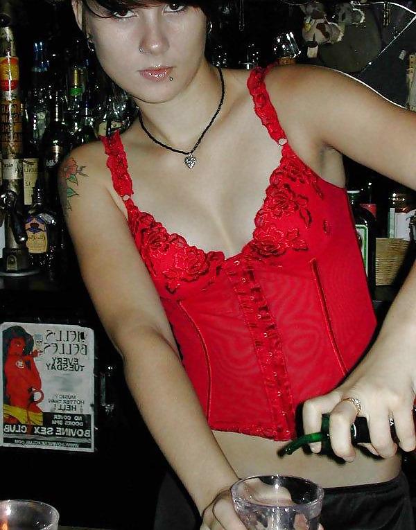15P Sexy Bar Girl