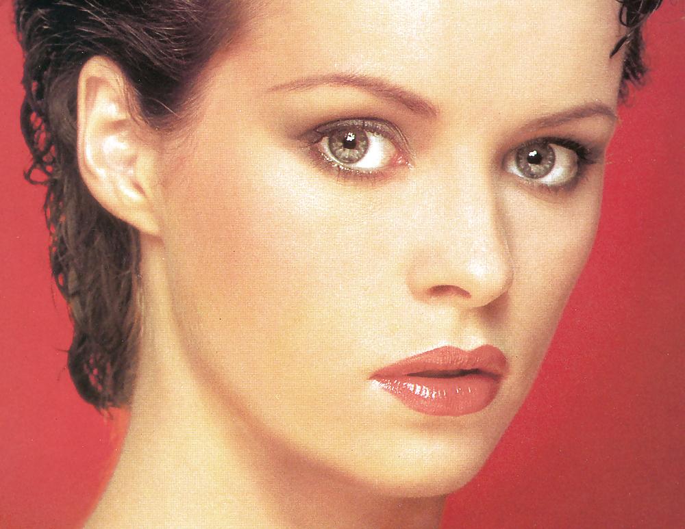 14P Pretty Celeb Faces I Jack Off To