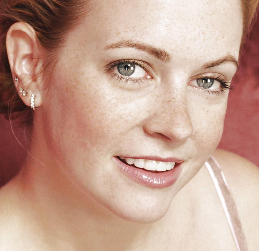 14P Pretty Celeb Faces I Jack Off To