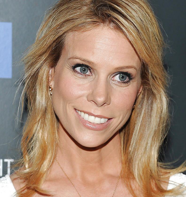 14P Pretty Celeb Faces I Jack Off To