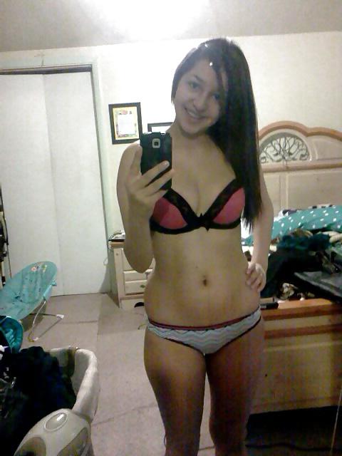 25P Cute Amateurs with braces 