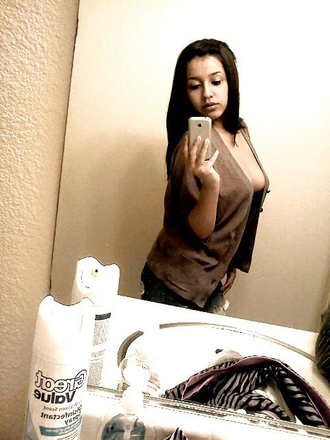 25P Cute Amateurs with braces 