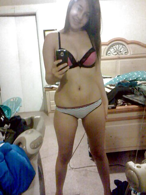 25P Cute Amateurs with braces 