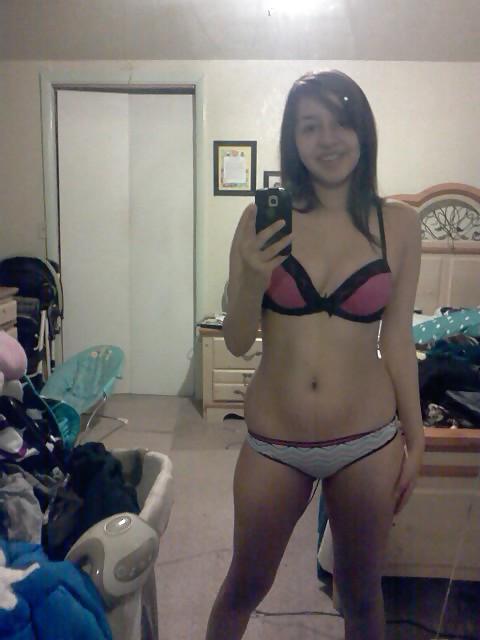 25P Cute Amateurs with braces 
