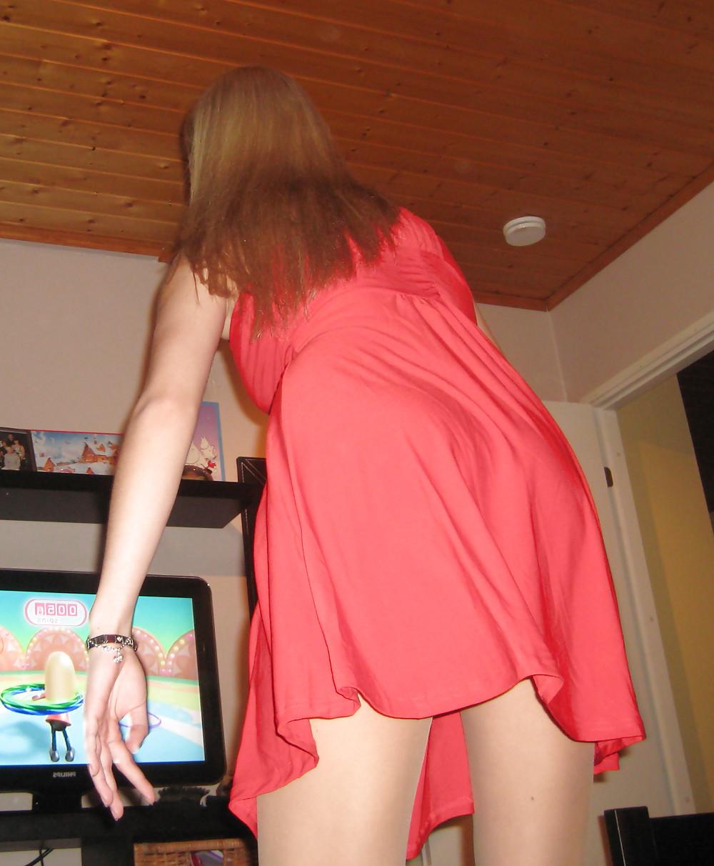 22P Very sexy amateur thong & bra drawer