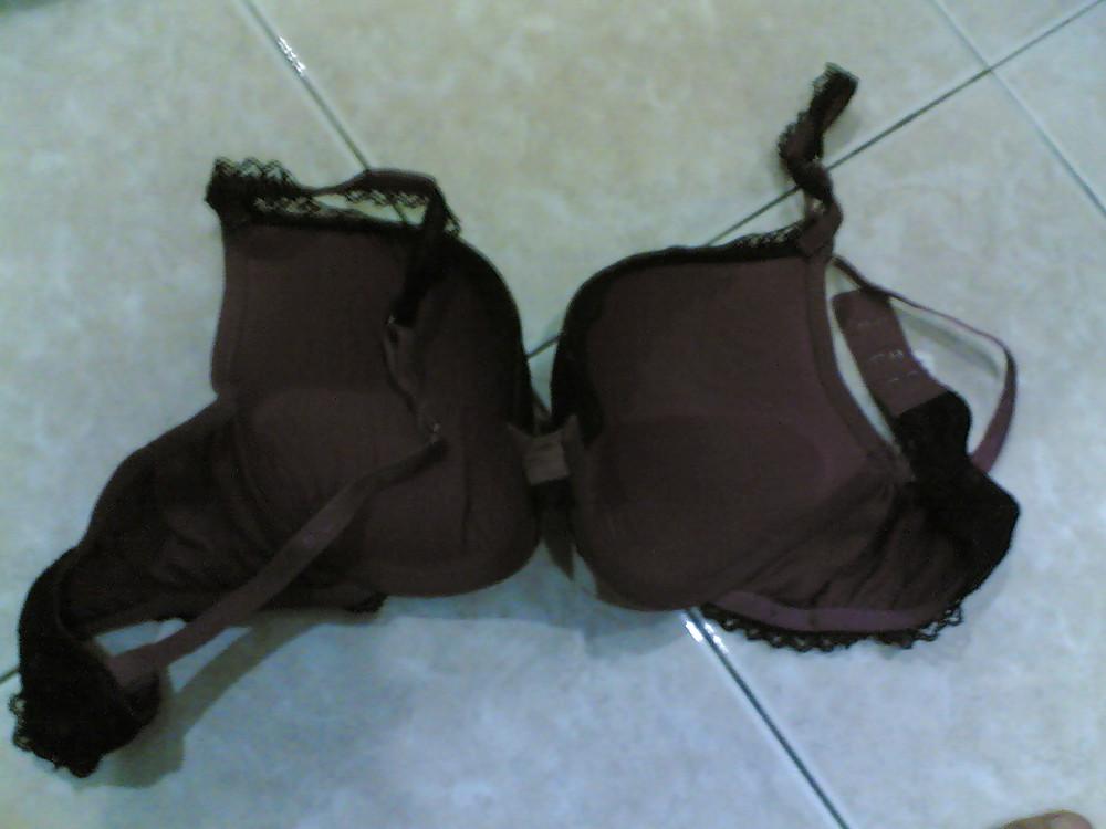 22P Very sexy amateur thong & bra drawer