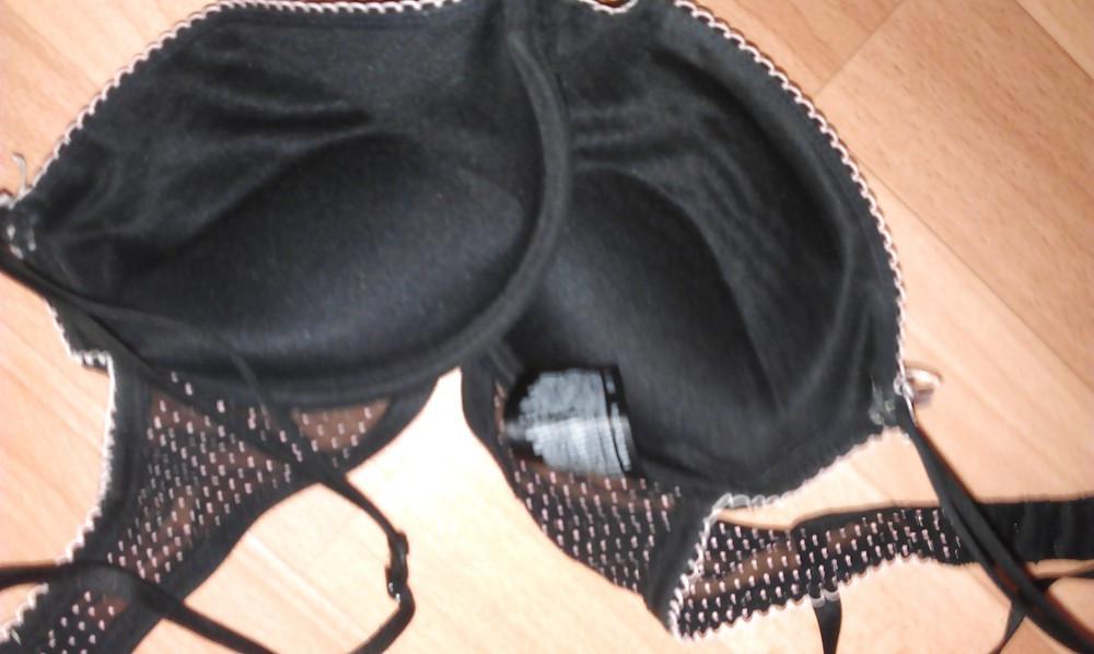 22P Very sexy amateur thong & bra drawer
