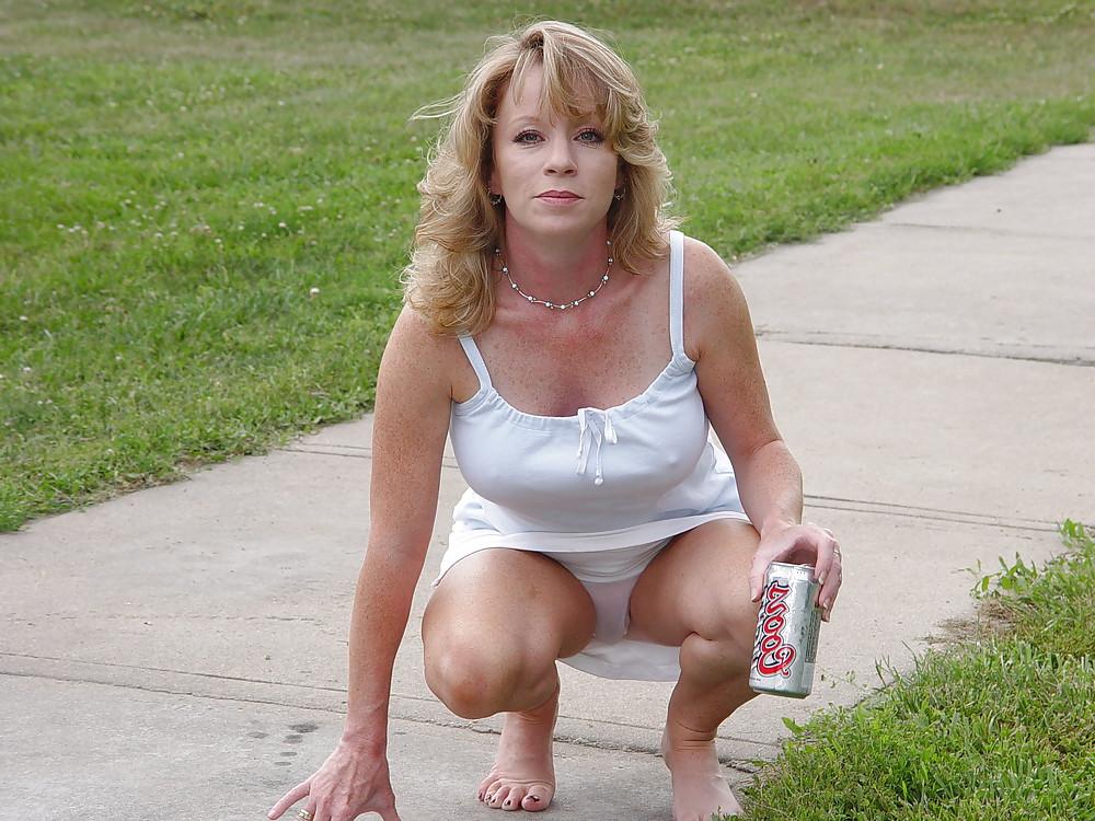 24P She forgot her bra 48.