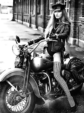 25P Old biker's visual reminders
