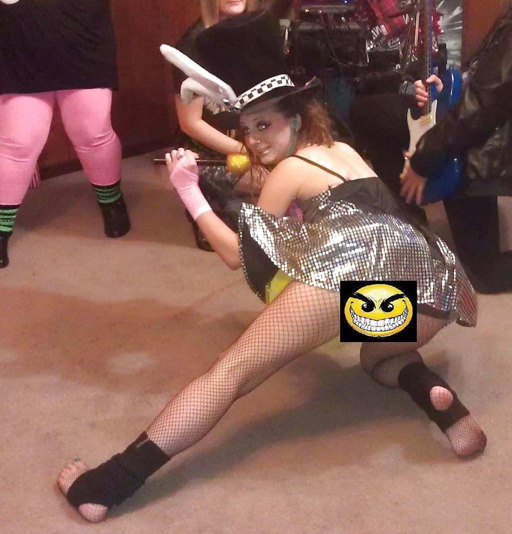 25P Aussie Slut Brook! (Comment,degrade and cum on her?)