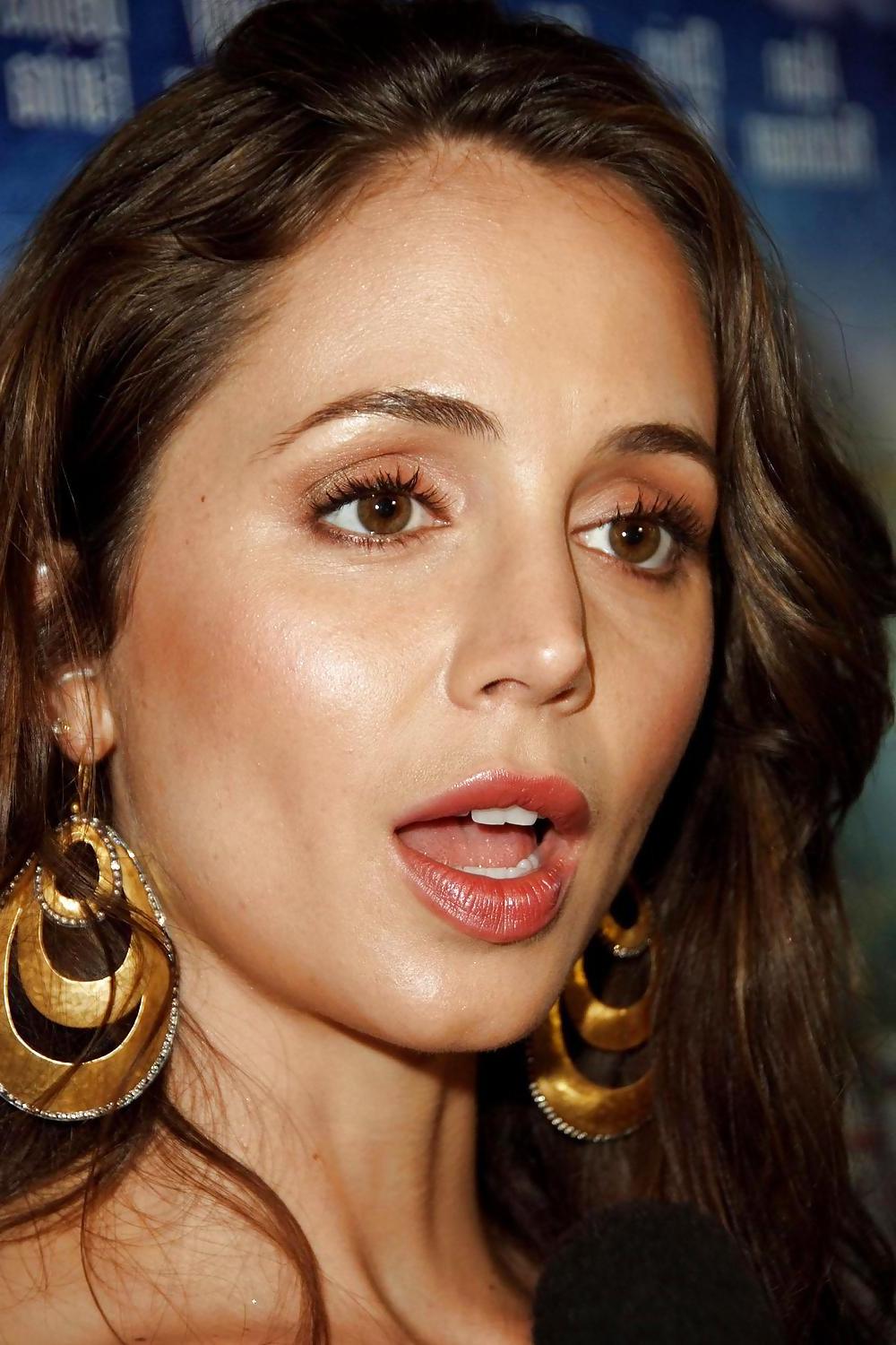 25P Hot-Pretty Faces