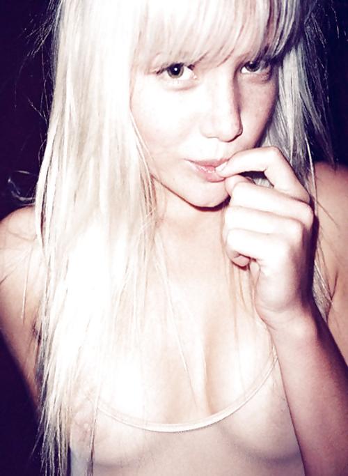 25P Hot-Pretty Faces