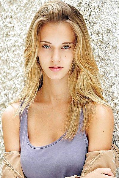 25P Hot-Pretty Faces