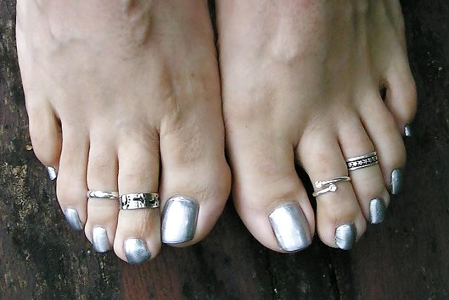 25P Pretty Feet