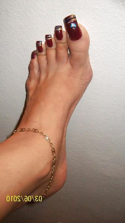 25P Pretty Feet
