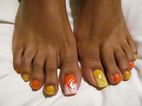 25P Pretty Feet