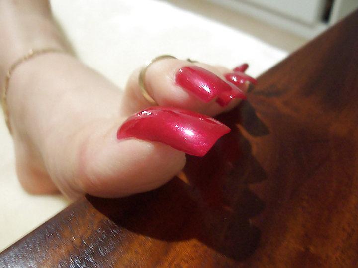 25P Pretty Feet