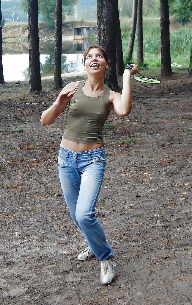 24P She forgot her bra 19.