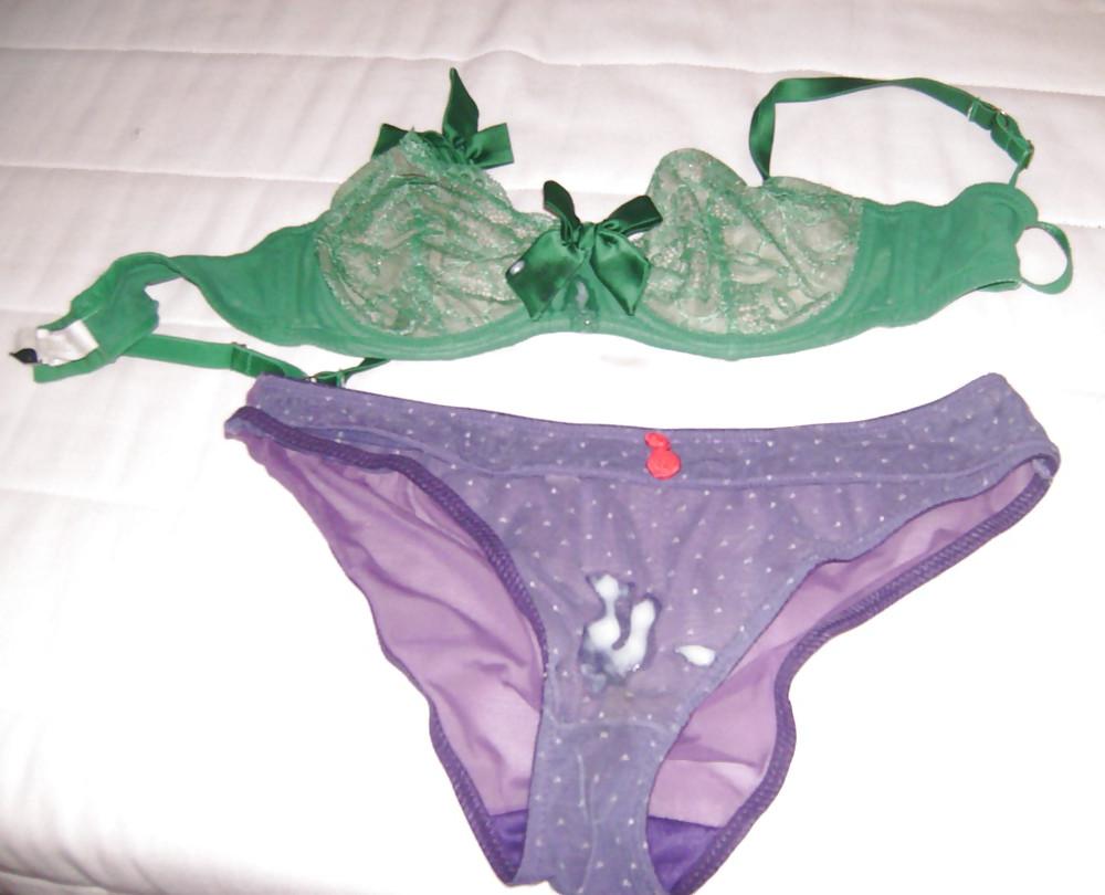 5P Cum on Eve lingerie