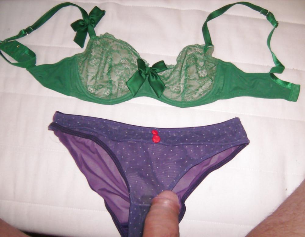 5P Cum on Eve lingerie