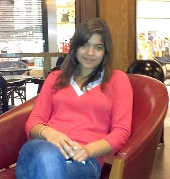 10P Mehaa Morocco Girl Cum On Her