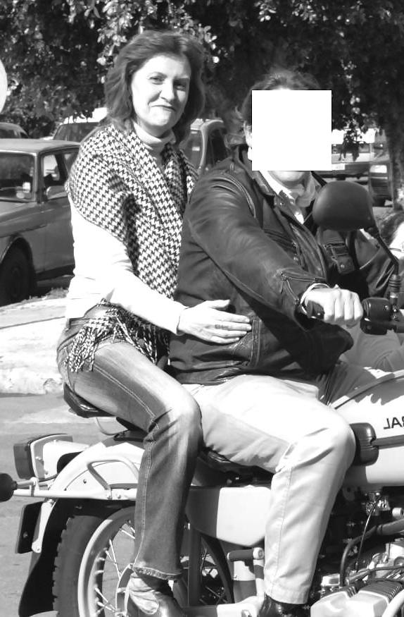 20P Lilia Motorbike and strip tease