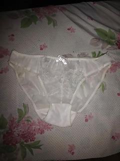 25P Thai Girl Panties 50 - 100