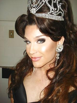 20P Tgirl delight 12