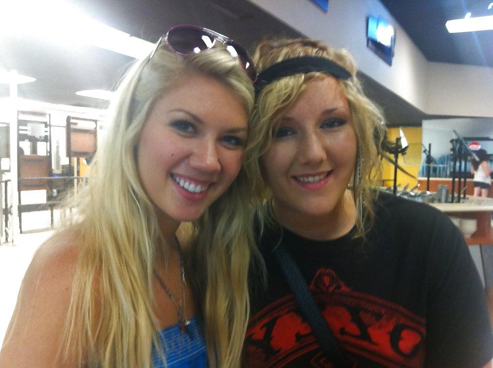 24P Beautiful Blonde Face For You To Cum On