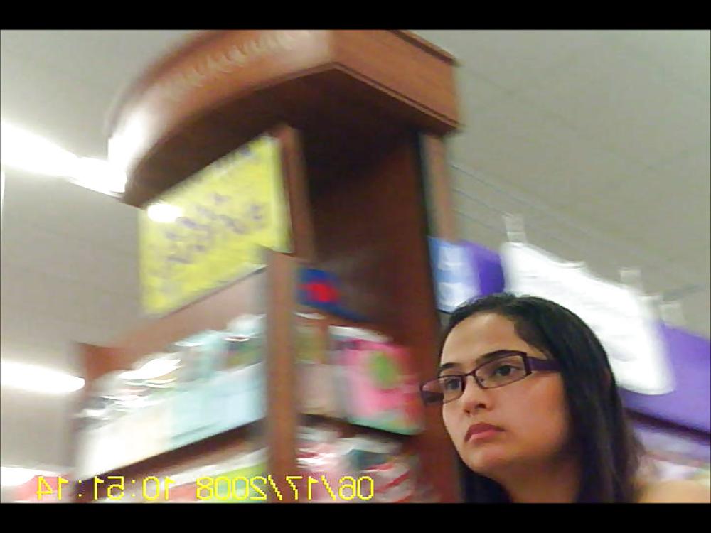 20P Latino Teen Face & Ass