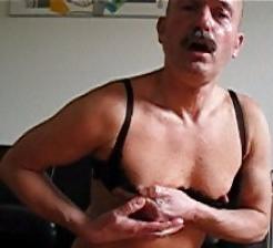 7P Milky tits in shelf bra