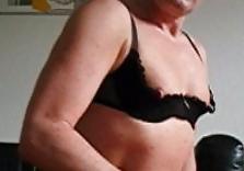 7P Milky tits in shelf bra
