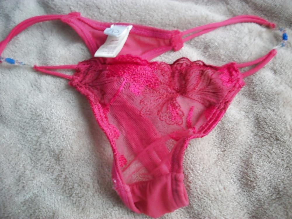 8P My sisters bra's and panty