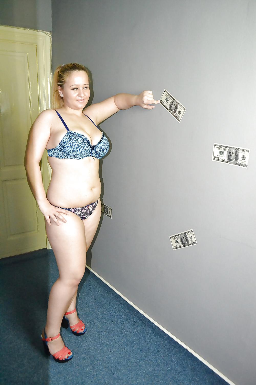 25P Knickers and bra's i'd wank into