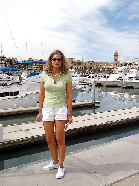 25P Perfect milf