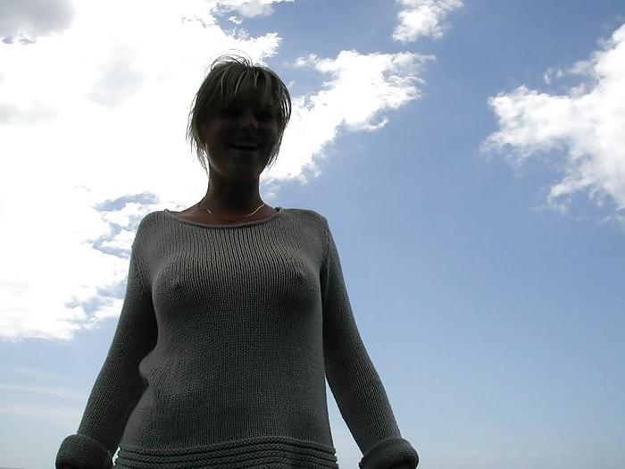 24P She forgot her bra 20.