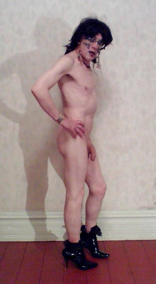 11P STRIPTEASE