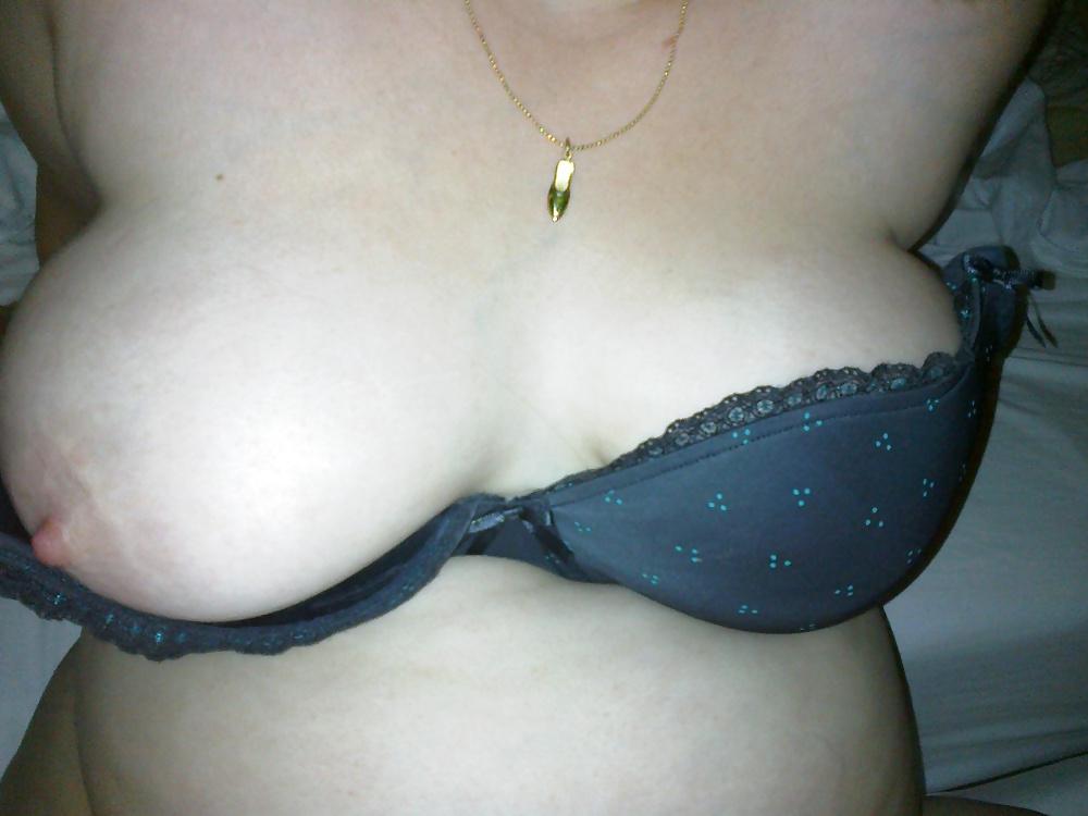 7P Fun with GF tits and her bra (cum)